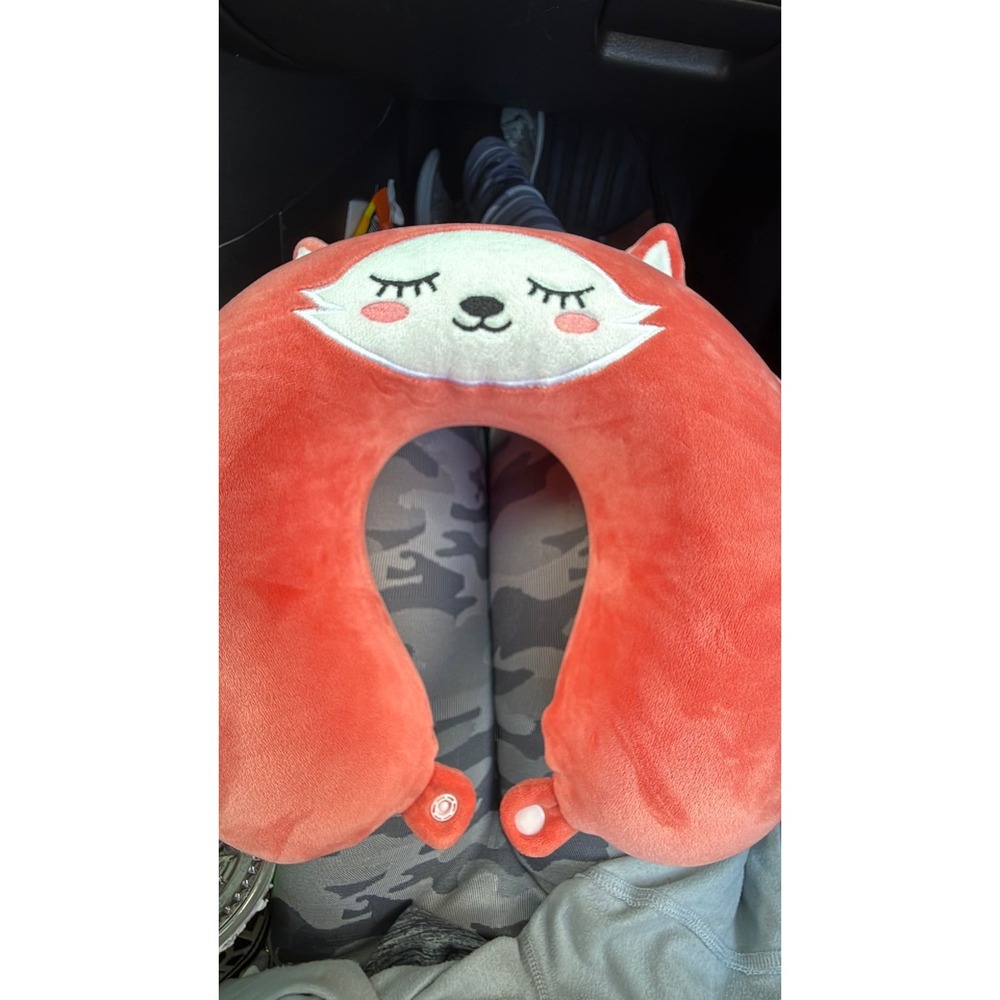 Neck pillow